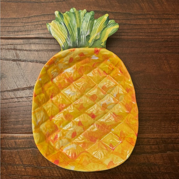Pineapple Bowl & Pineapple Serving Tray, Medium Melamine Bowl & Large Tray Set - Picture 4 of 15